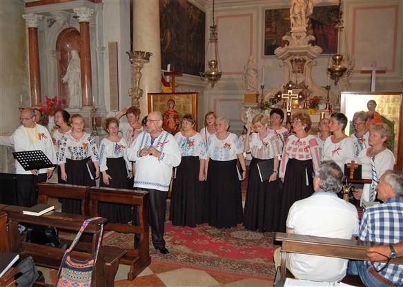 Ansamblul coral "Voci transilvane" în comunitatea din Mestre