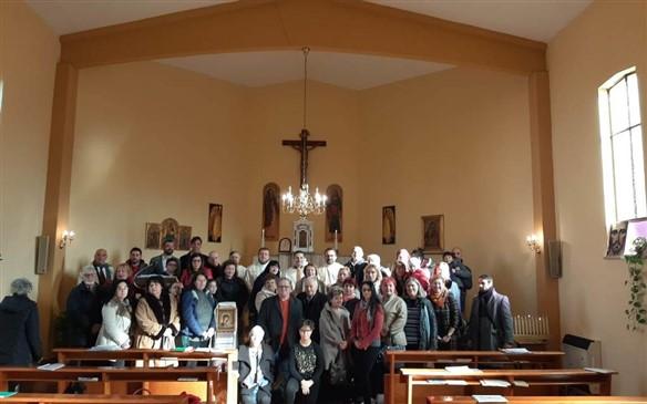 Cardinalul Bassetti în vizită la comunitatea românească